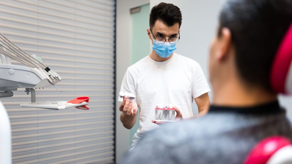 implantes dentales después de la cirugía