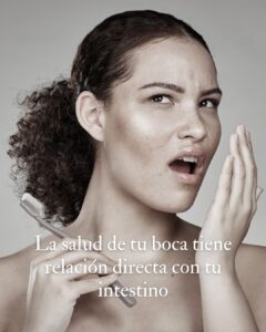 La salud de tu boca tiene relación directa con tu intestino. En la clínica dental Los Molinos lo resolvemos