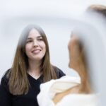 Explicación de cuidados de un empaste dental